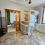Le Cocon De Apartment